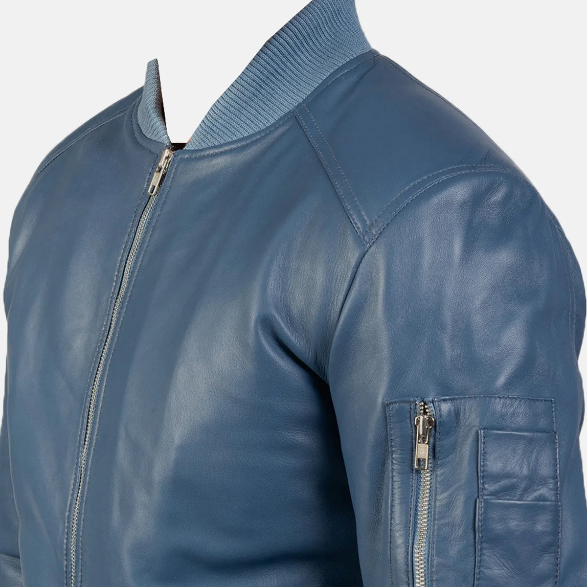 Men's steel blue leather bomber jacket – close-up of zip detail